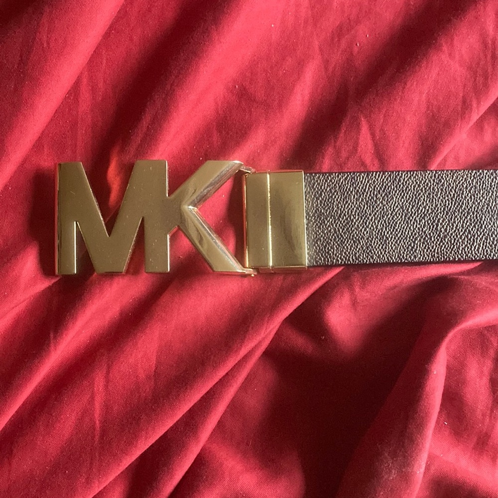 💎Michael Kors lg belt buckle reversible belt💎